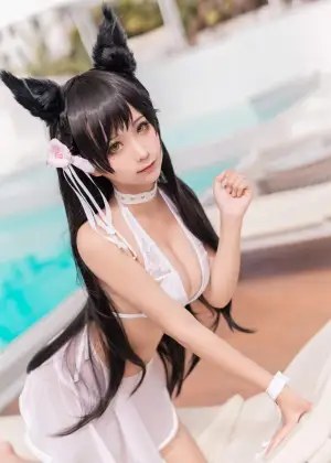 蠢沫沫 – 爱宕 犬 泳装 [37P-524MB]