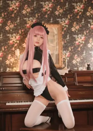 桜井宁宁 –  复古女仆 [45P-228MB]