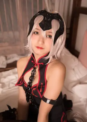 神楽坂真冬  – 第二季 序号11：旗袍黑贞 [150P-585MB]