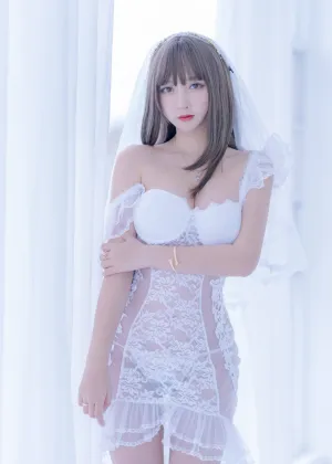 过期米线线喵  – 白雪姬 [61P-90.1MB]