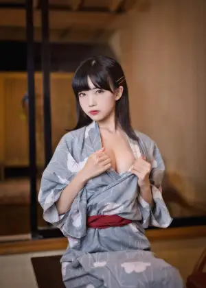 水淼Aqua  – 悠闲假日 浴衣 [20P-242MB]