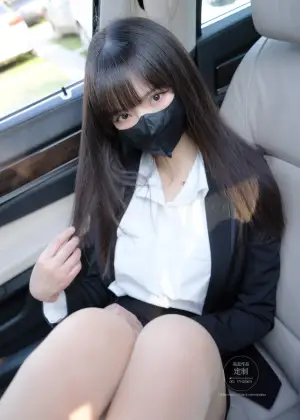 紧急企划 EX-004 见希w 肉丝OL制服 [77P1V-3.5GB]