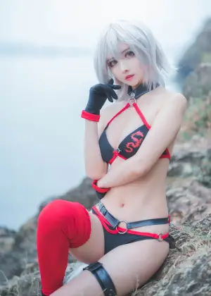 rioko凉凉子  – 泳装黑贞 [8P-97.1MB]