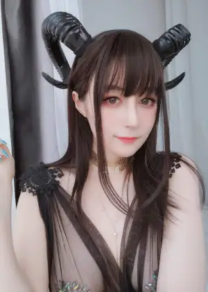 白银81  – 黑精灵 [73P3V-249MB]