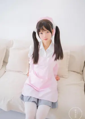 稚乖画册 新年福利 双马尾白丝JK制服/护士 [43P-350MB]