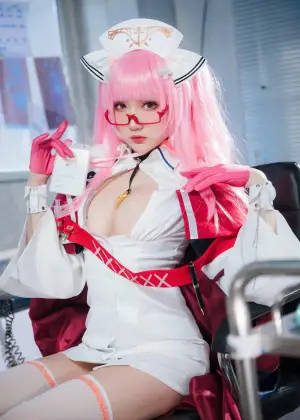 瓜希酱  – 英仙座护士 [20P-109MB]