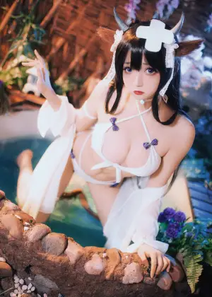 小野寺地瓜 – 小牛泳装 [9P-63.6MB]