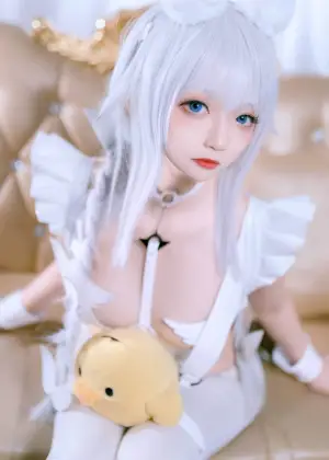 小野寺地瓜 – 恶毒白兔 [13P-24.8MB]