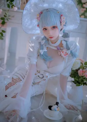 小野寺地瓜 – 纯白魔女 [15P-105MB]