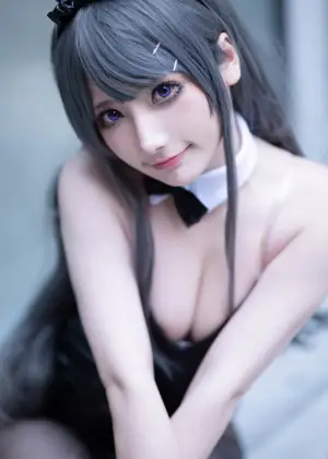 是三不是世 – 麻衣学姐 [60P1V-1.3GB]