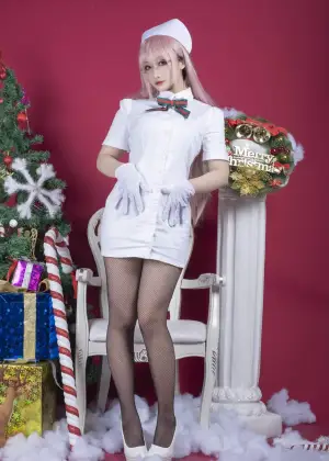 洛璃LoLiSAMA – 南丁格尔 [56P-1.23GB]