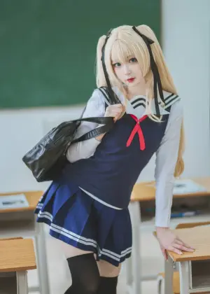 封疆疆v – 英梨梨 [40P-417MB]