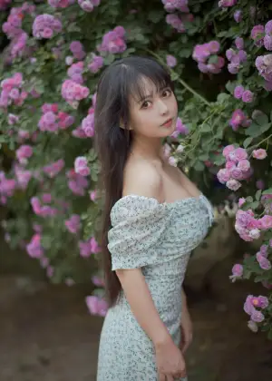 黑猫猫 – 蔷薇2 [27P-286MB]