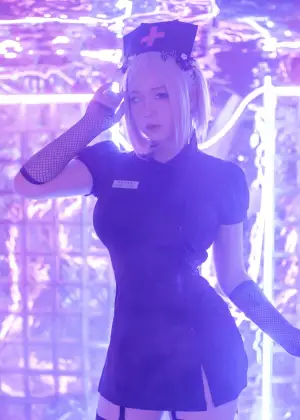 皮皮奶 – 万圣节邪恶护士(&喵零) [60P-1.09GB]