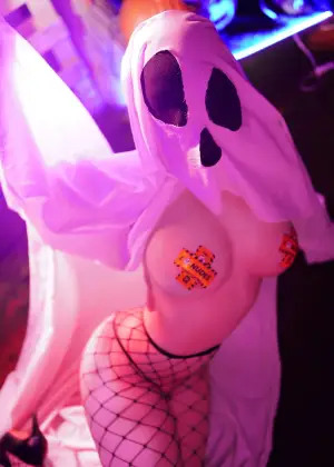 皮皮奶 – 万圣节幽灵 [68P-1.12GB]