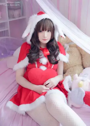 霜月shimo – 兔子圣诞节 [12P-126MB]