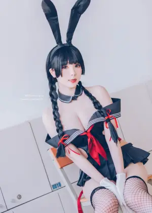 霜月shimo – 卯月桃子 水手服兔女郎 [19P-23.4MB]