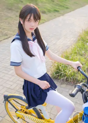 稚乖画册 夜夜 单车郊游 白丝双马尾JK制服 [85P1V-3.87GB]
