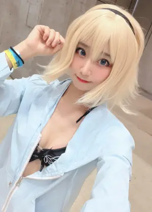 柳丸 – Fantia 2022年08月会员合集(15期) [616P1V-1.22GB]