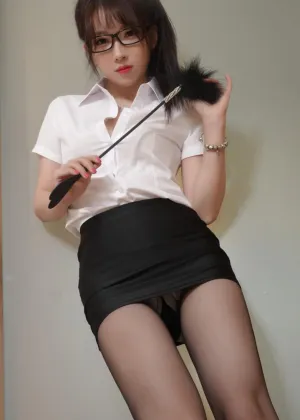 小女巫露娜 – 老师 [50P-336MB]