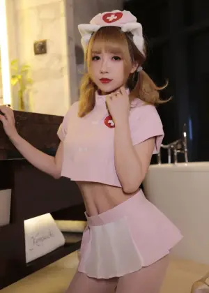 小女巫露娜 – 蜜桃乌龙茶 [61P-7.72MB]