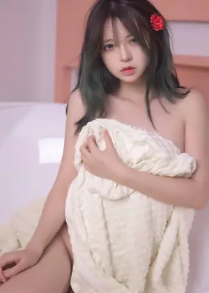 疯猫ss – 2022 夏日限定A本 毛毯 [20P-302MB]