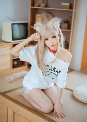 coser衣衣 – 猫娘 黄豆粉 [21P-56.7MB]