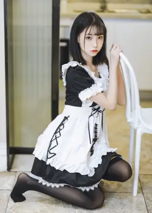 许岚 – 短裙女仆 [40P-722MB]