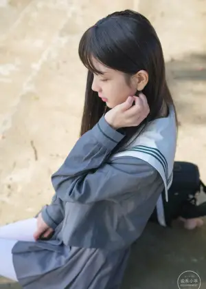 稚乖画册 夜夜教室 白丝JK制服 [63P1V-595MB]