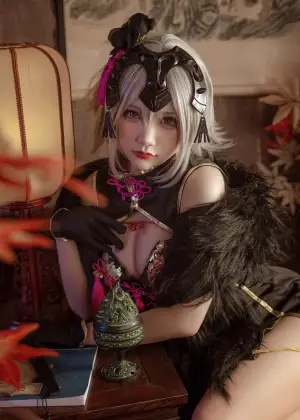 是一只熊仔 – 黑贞 [26P-110MB]