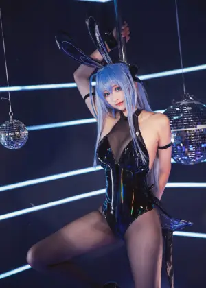 Luisa_零纱纱 – 新泽西兔女郎 [35P-424MB]