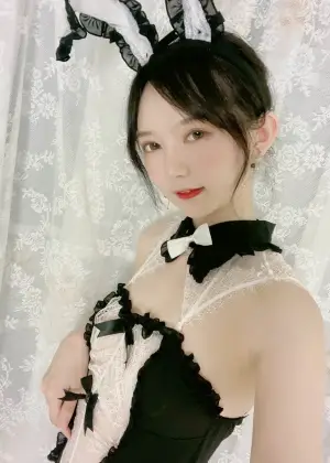 51酱 – 油光袜 [59P4V-284MB]