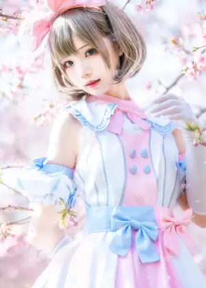 花柒Hana – 唐可可打歌服 [9P-183MB]