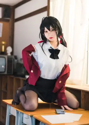 狐玖玖 – 碧蓝航线 大凤JK [20P-331MB]