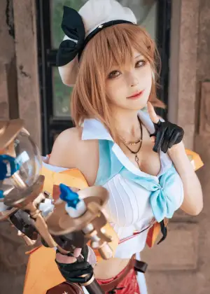 w百合欧皇子w – 碧蓝航线莱莎联动 [23P-157MB]