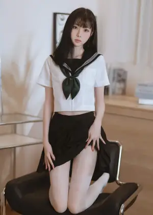 许岚 – 白丝水手服 [40P-557MB]