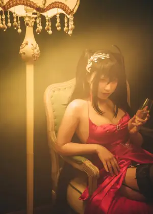 柘烟Zuken – 大凤礼服 [20P-361MB]