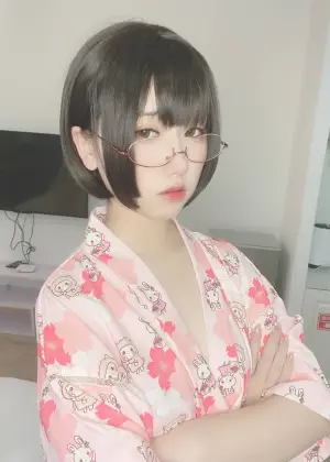 芋圆侑子 – 少妇 [169P8V-389MB]