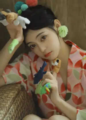 傅四维儿 – 和服少女宅家记 [20P-145MB]