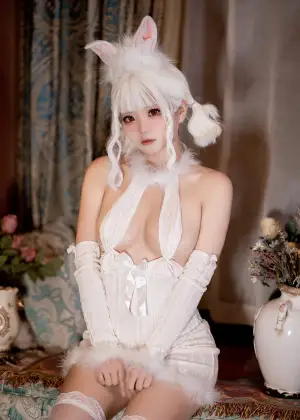 伊喵君 – 中秋礼物 [80P2V-861MB]