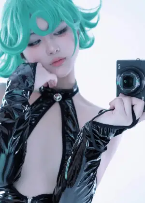 幼愛Youmeko – 一拳超人 龙卷 [28P-213MB]