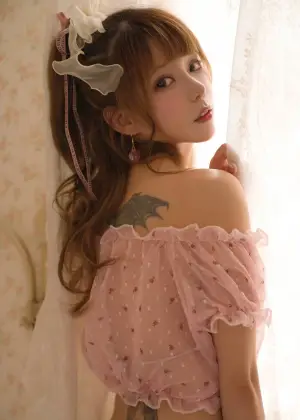 凛子酱 – 草莓味 [12P-109MB]