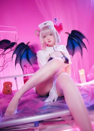 黑龙贯通 – 曼彻斯特 白衣恶魔 [14P-175MB]