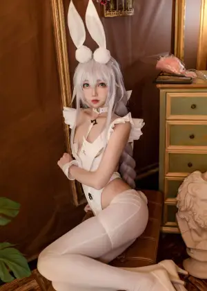 杏仁曲奇 – 碧蓝航线 恶毒白兔 [40P-229MB]