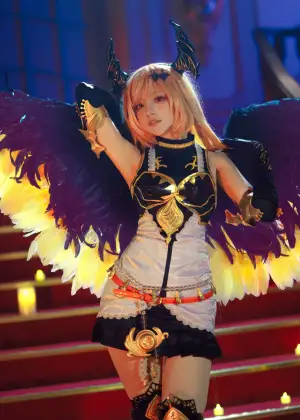 黑龙贯通 – 天空幻想曲E [20P-268MB]