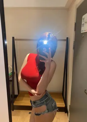 奶宝妹纸 – [微密圈] 淑女的腰 [24P9V-566MB]