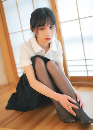 可爱温泉蛋 – 放学等我 [30P-252MB]