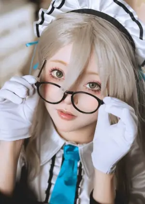 黑龙贯通 – 碧蓝档案 室笠茜 [18P-90.5MB]