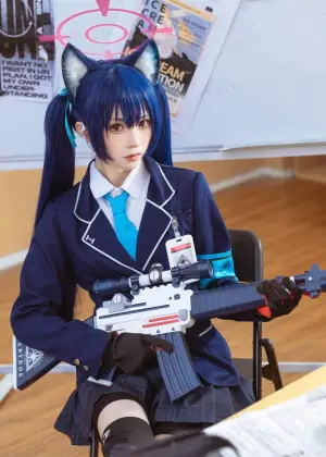 Kitaro_绮太郎 – 黑见芹香 [18P-148MB]