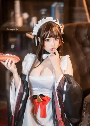 七七娜娜子 – 樫野牛牛女仆 [41P7V-354MB]